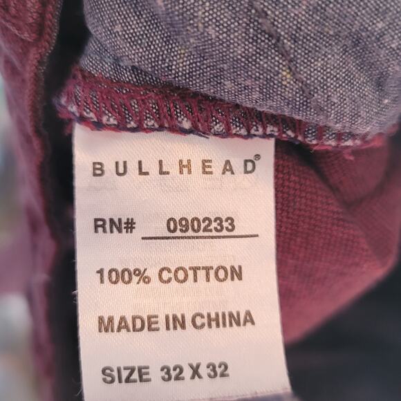 Bullhead Denim- Burgundy Red in color- size 32x32 - Picture 8 of 8